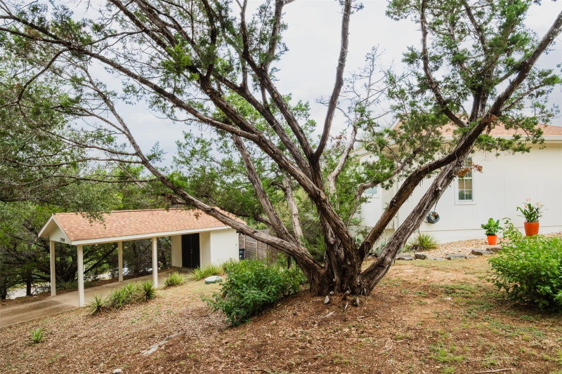 Property photo 36