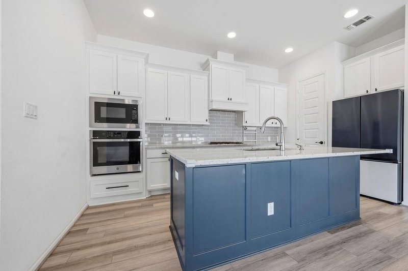 Property photo 24