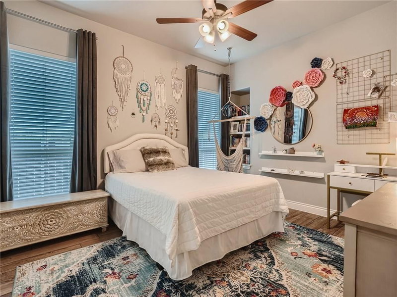 Property photo 24