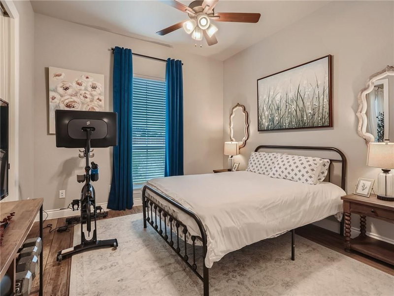 Property photo 25