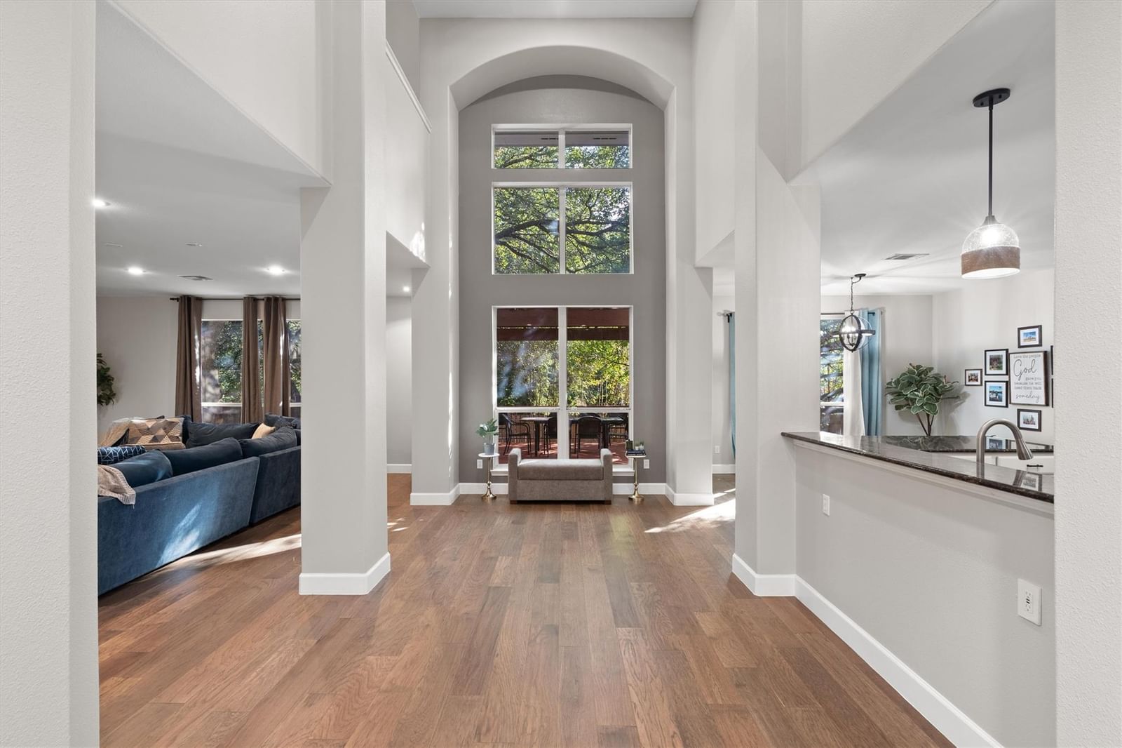 4001 Gleneagles CV - Photo 1