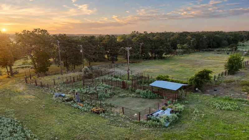 Property photo 18