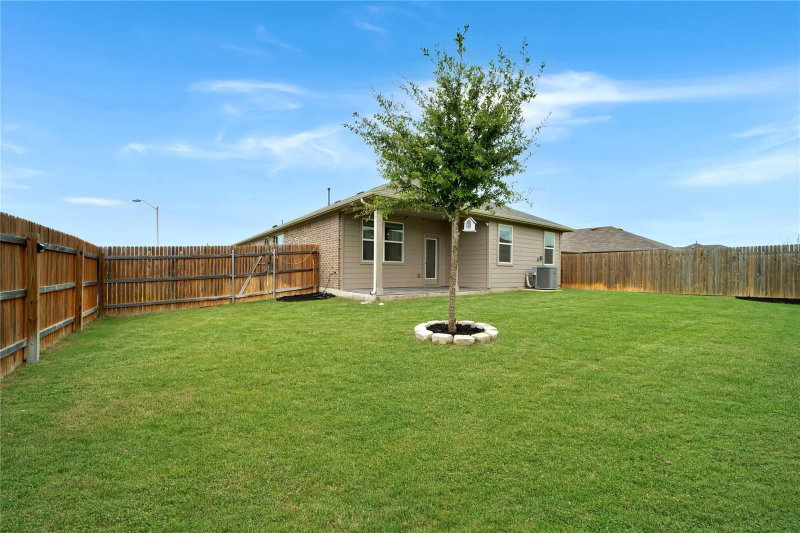 Property photo 33