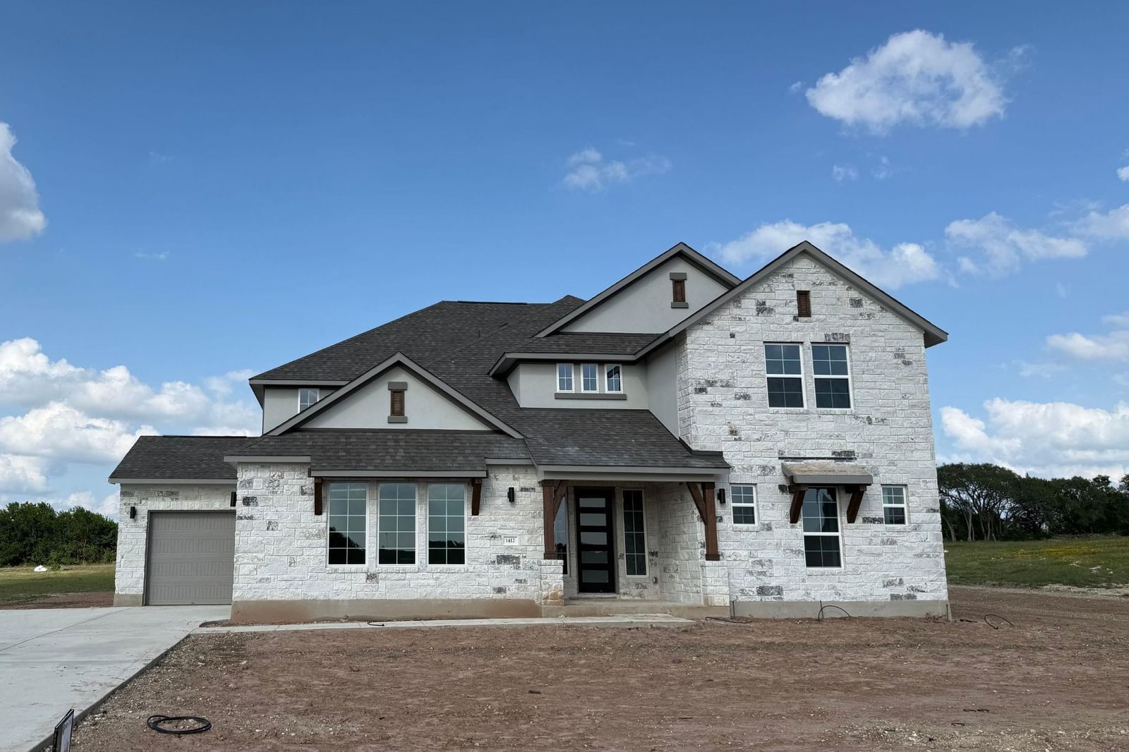 1412 Paxton LN - Photo 1