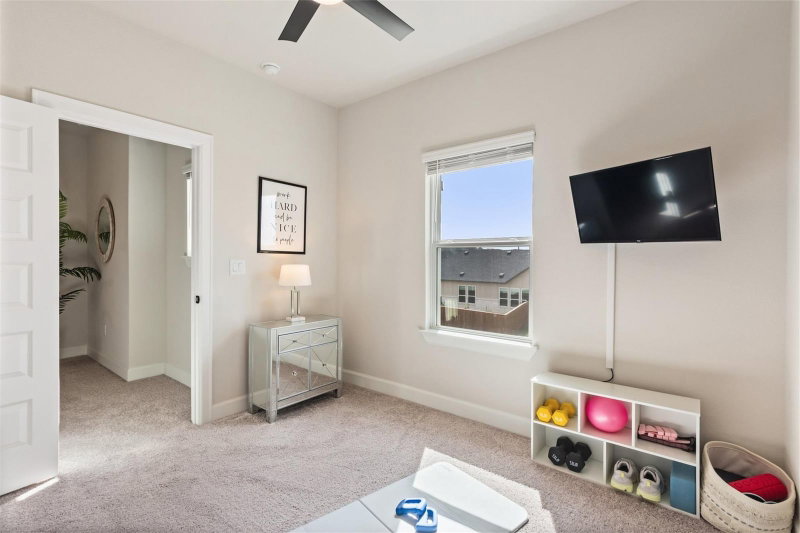 Property photo 33