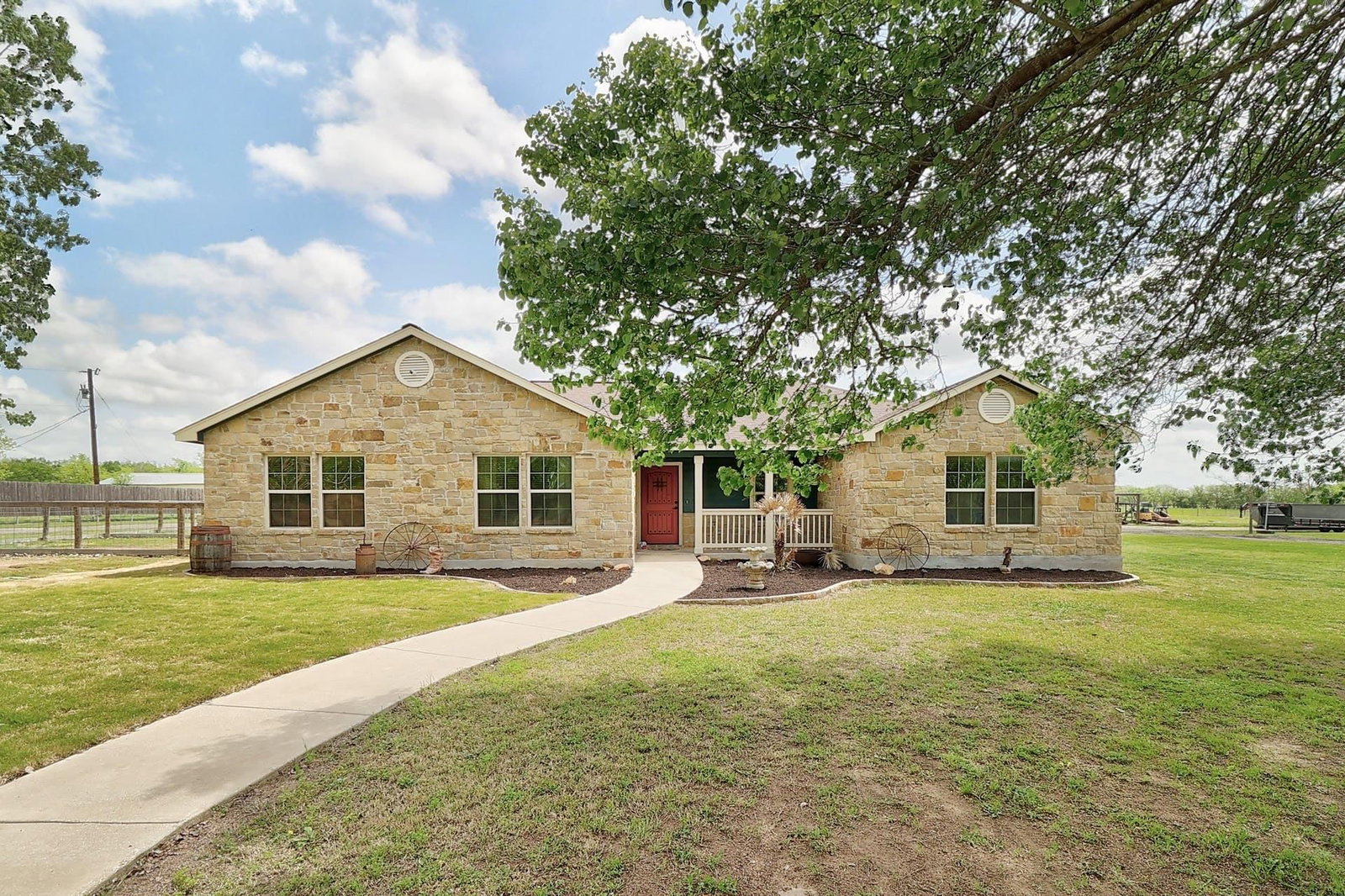 20217 Engelmann LN - Photo 1