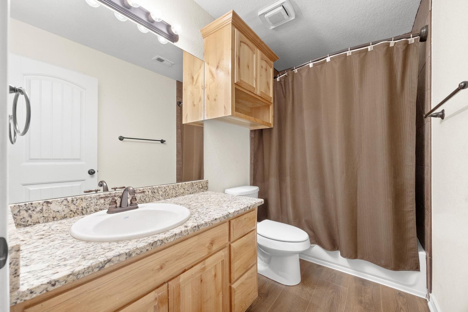 Photo 24