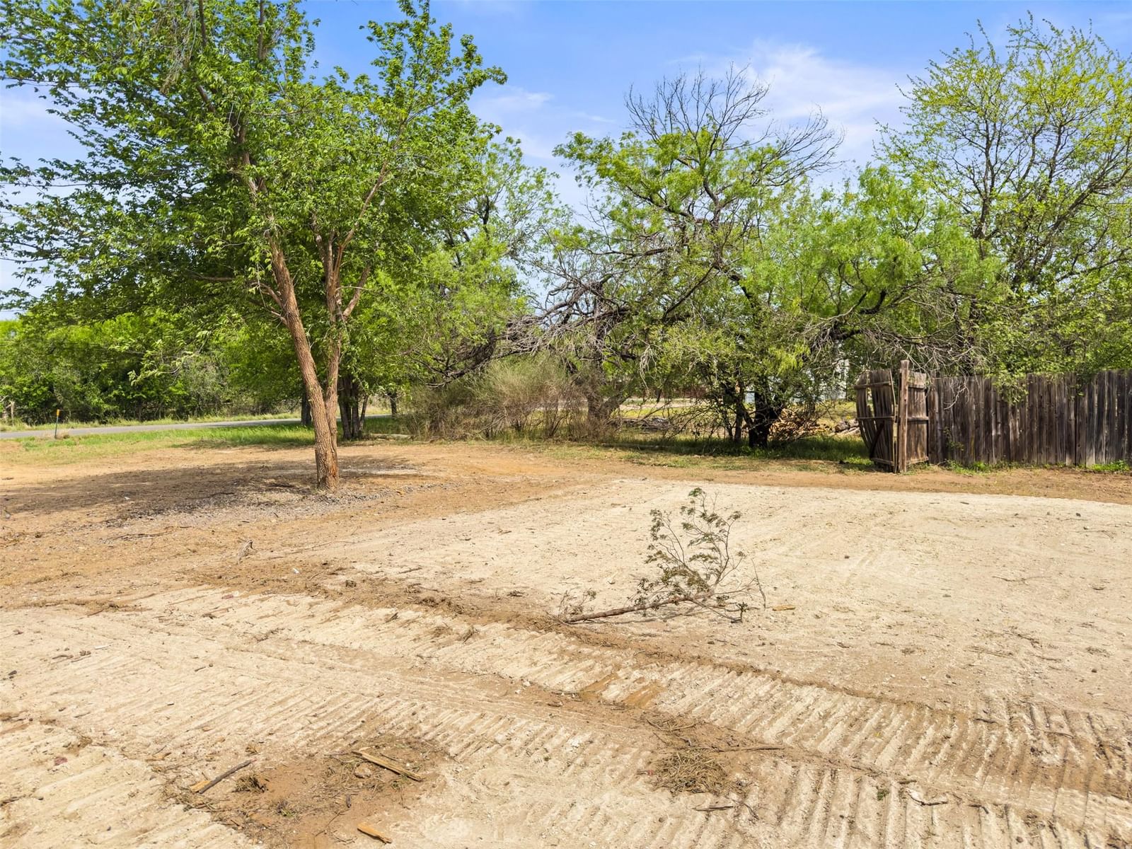 933 County Road 118 - Photo 1