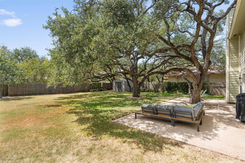 Property photo 32