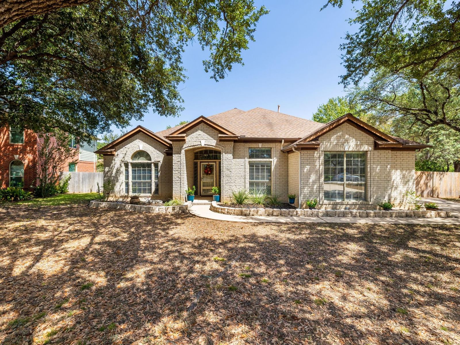 5210 Crooked Oak CV - Photo 1