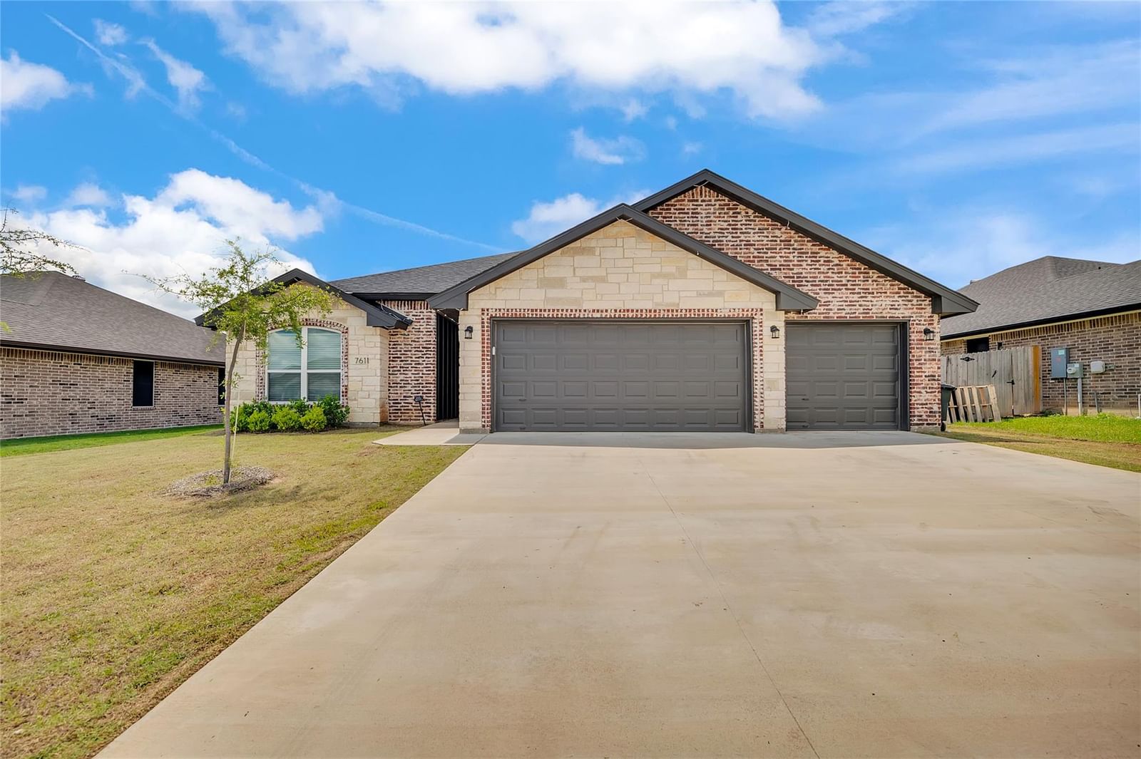 7611 Iridium DR - Photo 1