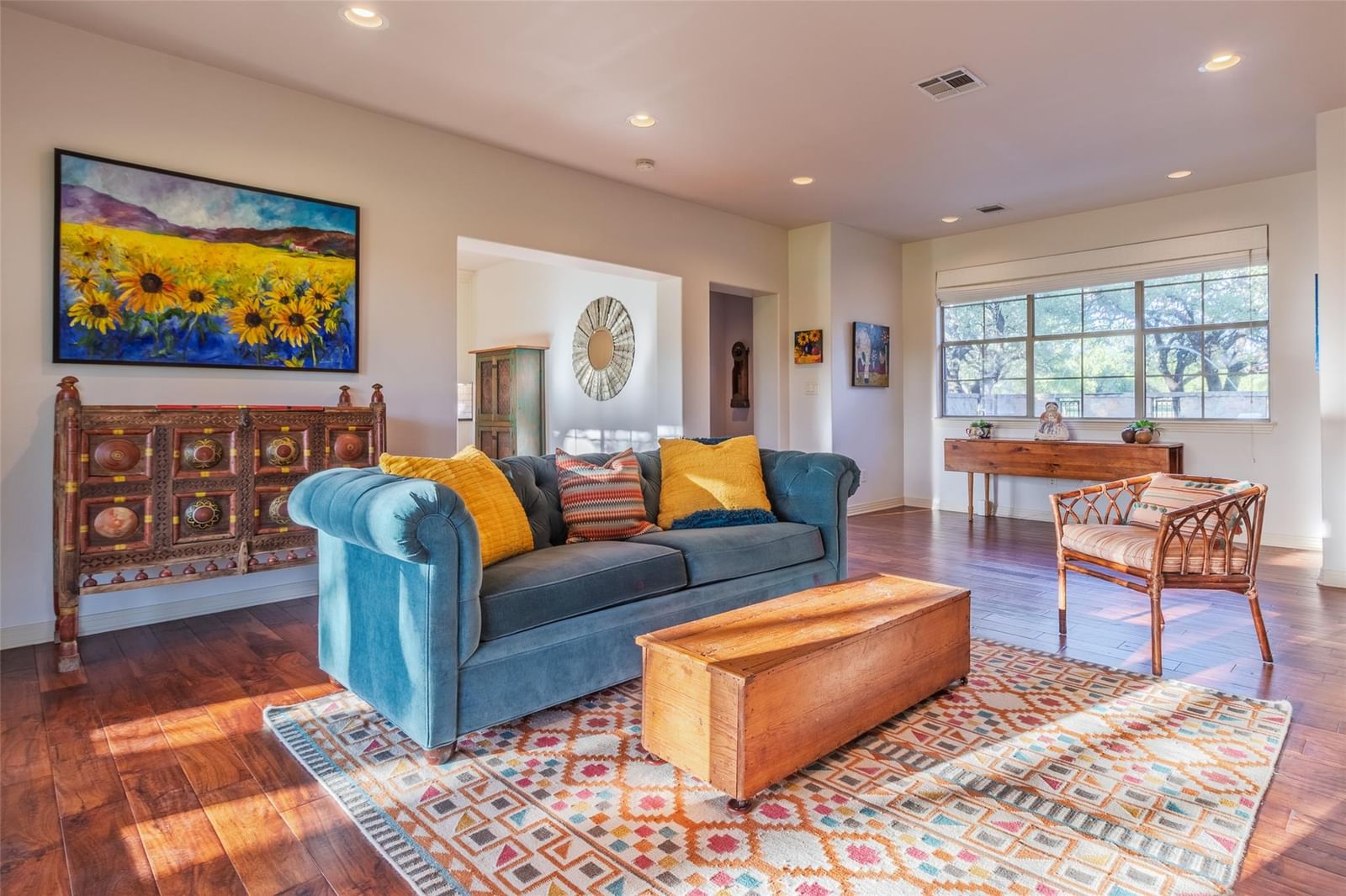 515 East TRL - Photo 1