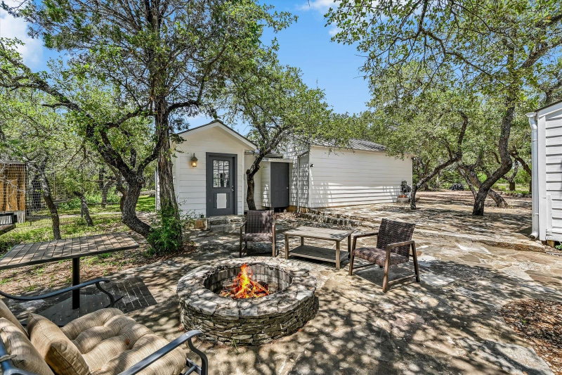 Property photo 24