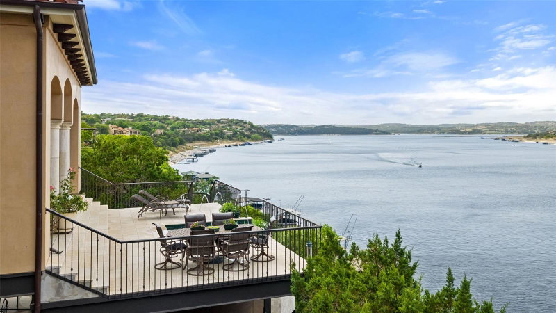 Property photo 35