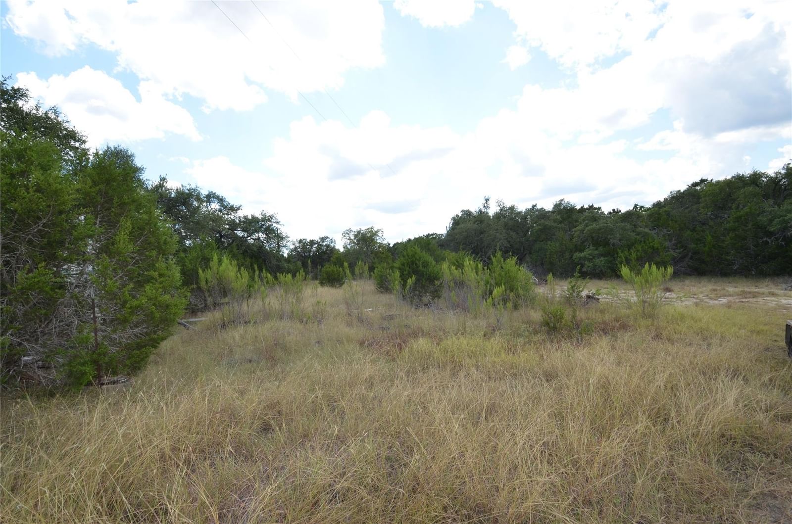360 Jennifer LN - Photo 1