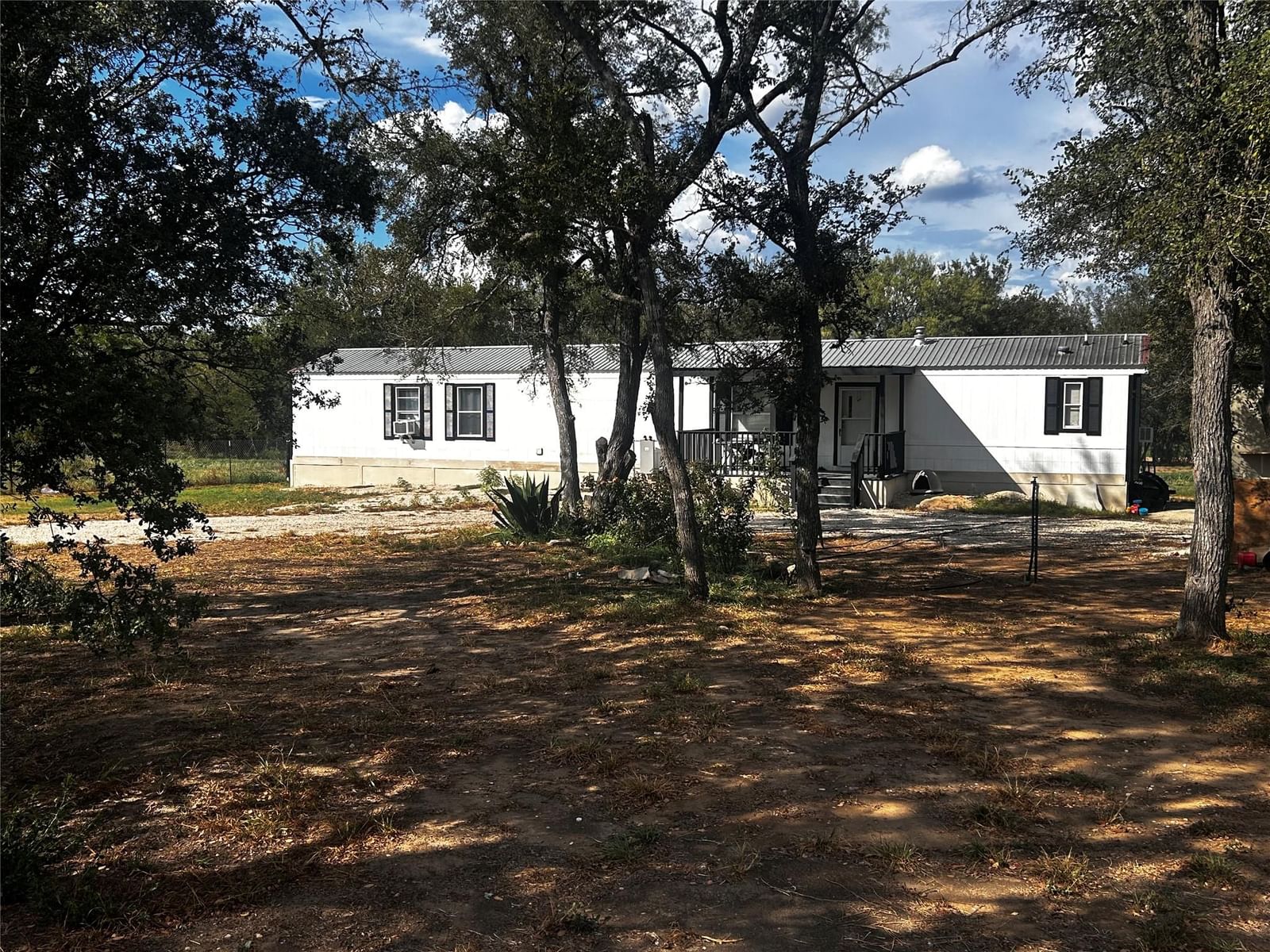 400 Ride Out BLVD - Photo 1