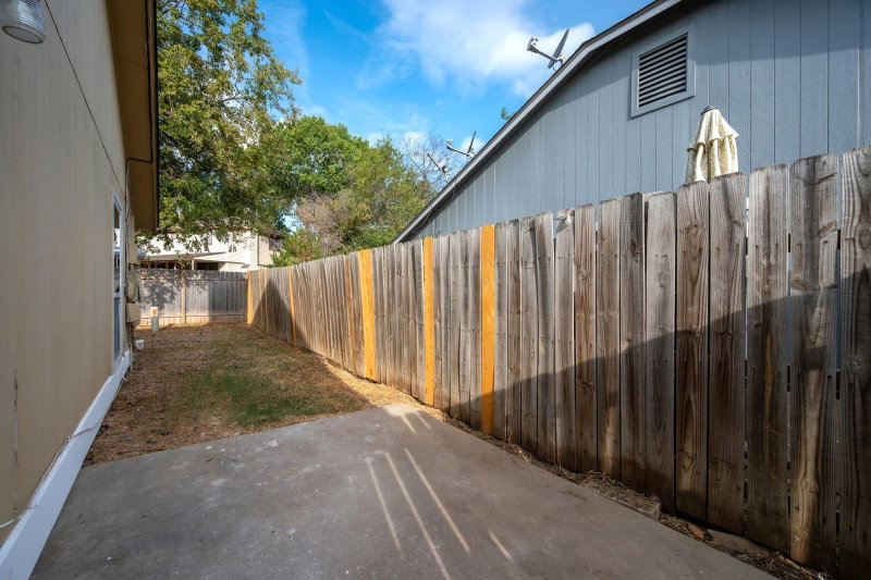 Property photo 25