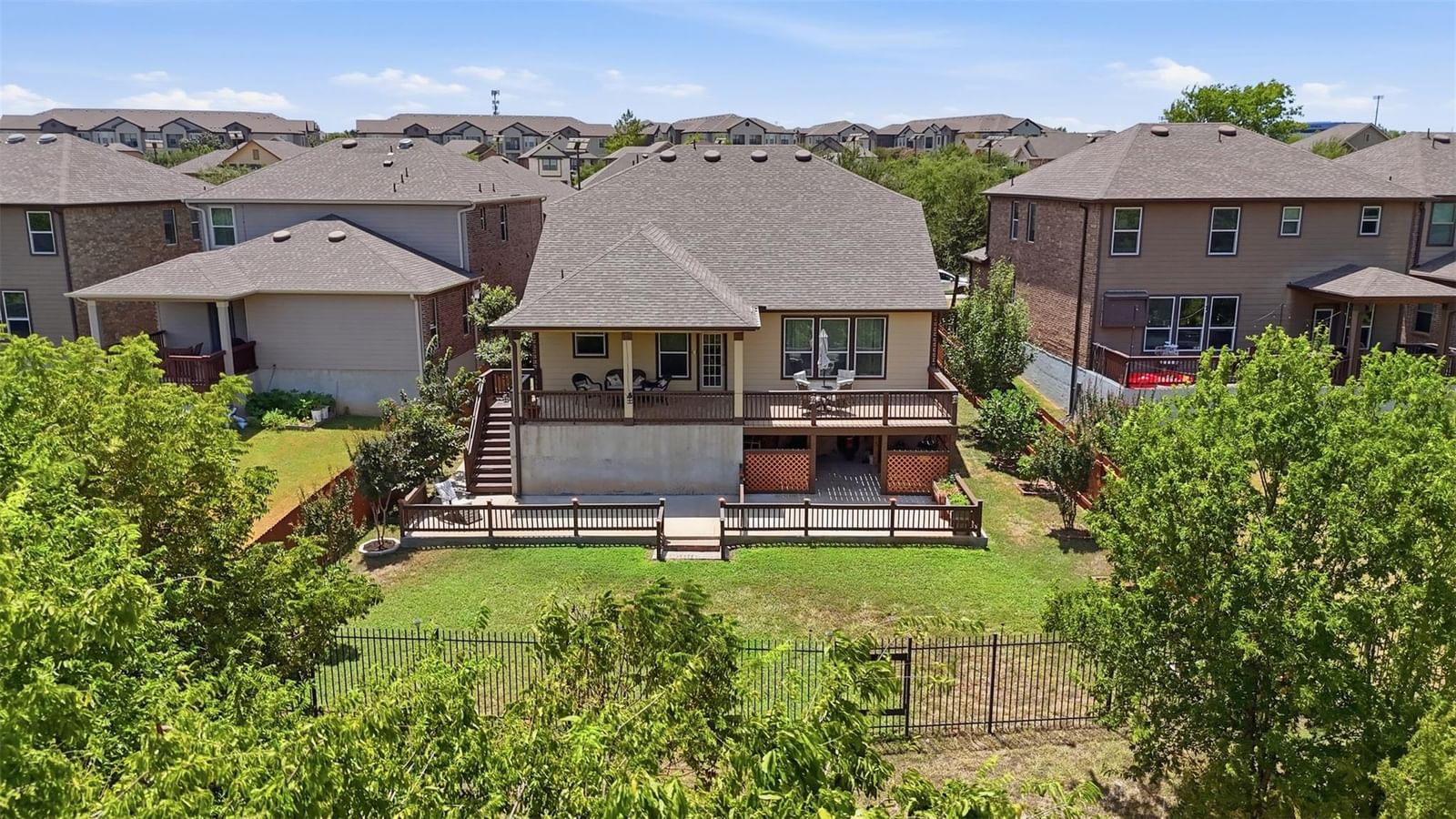 626 Landon Samuel LOOP - Photo 1