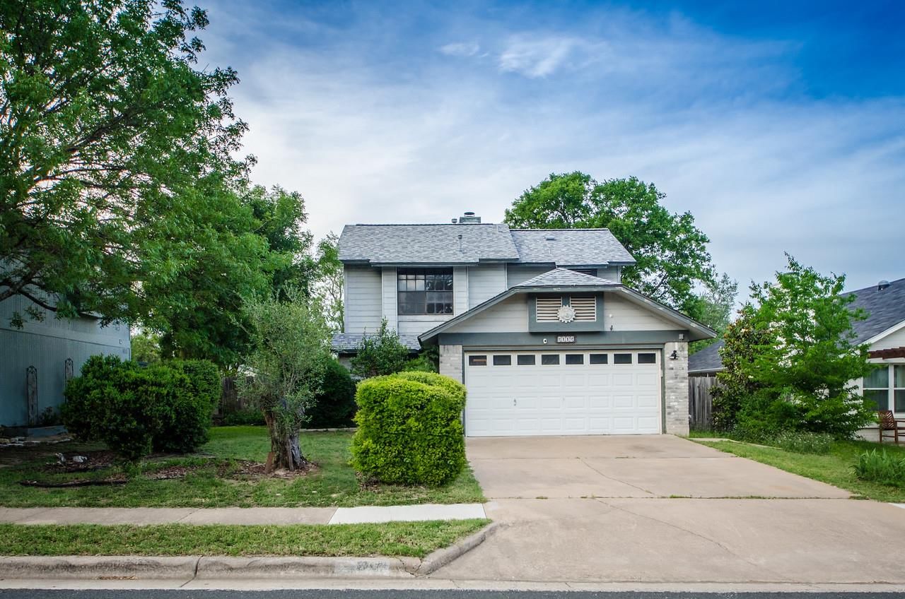 2112 Waterway BND - Photo 1