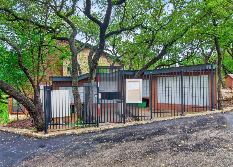 Property photo 32
