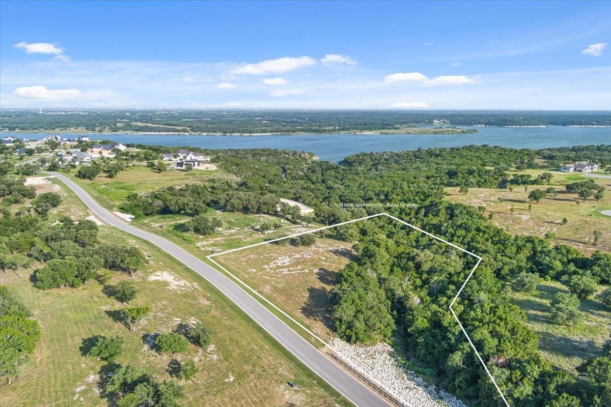 10125 Blanco Springs RD - Photo 1