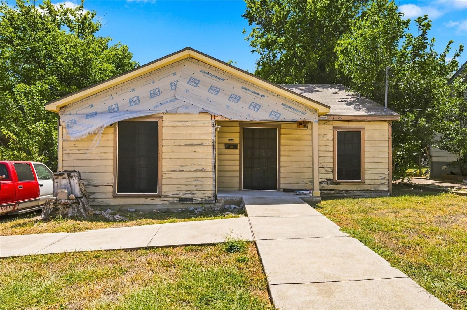 1804 Gurley Ave - Photo 1