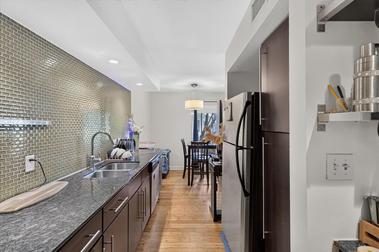 2200 Dickson DR #127, Austin, TX, 78704