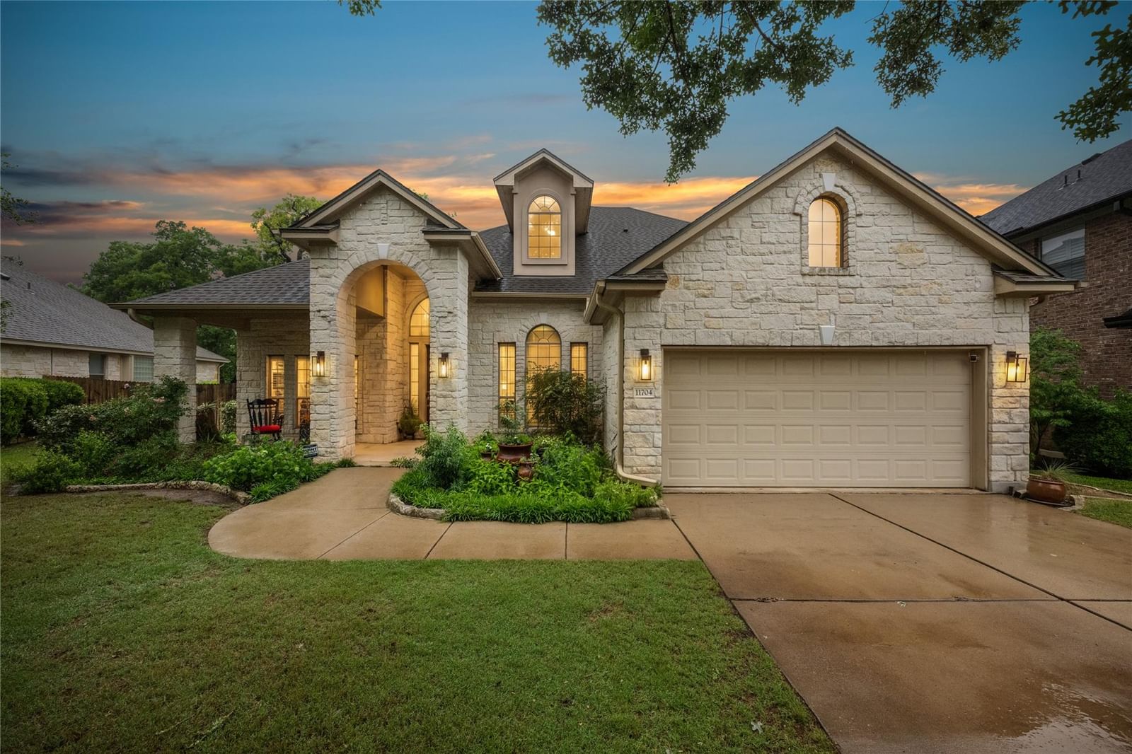 11704 Via Grande DR - Photo 1