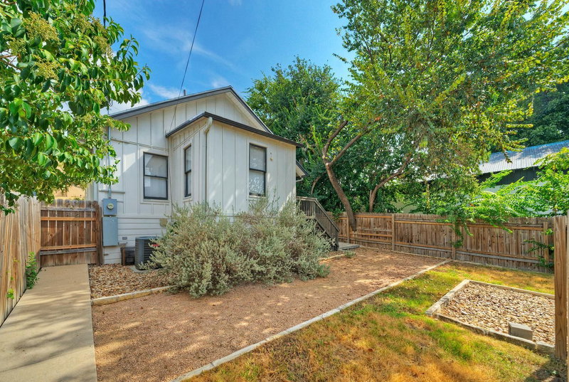 Property photo 30