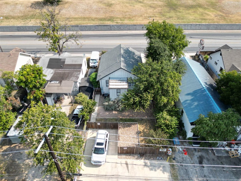 Property photo 33