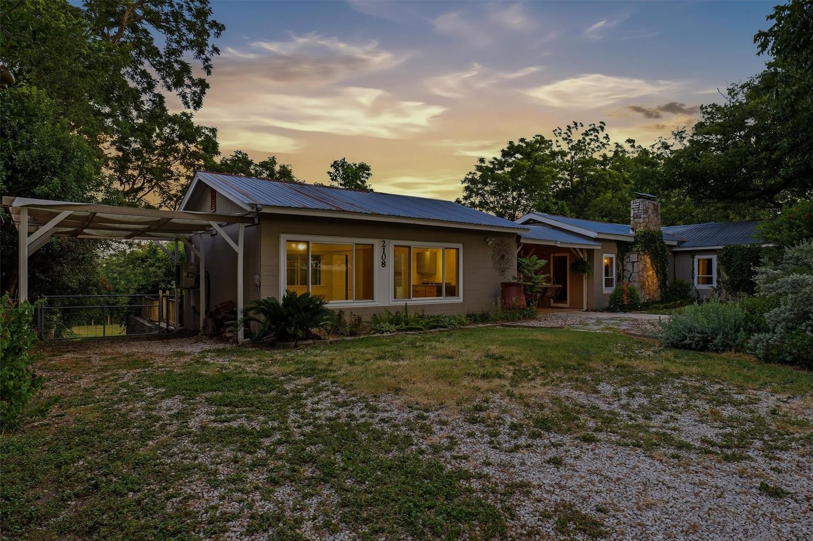 2108 River RD - Photo 1
