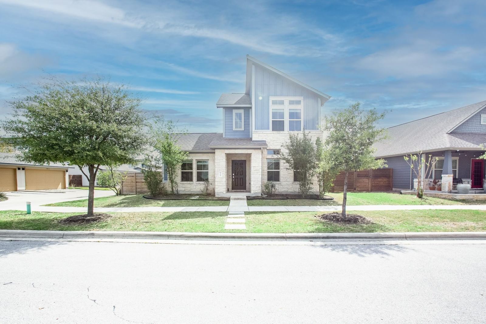 8709 Slater DR - Photo 1