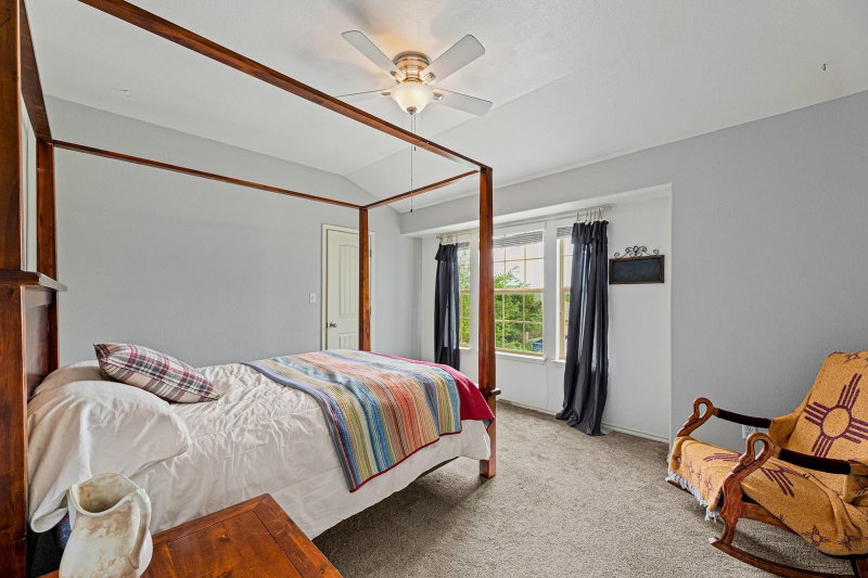 Property photo 33