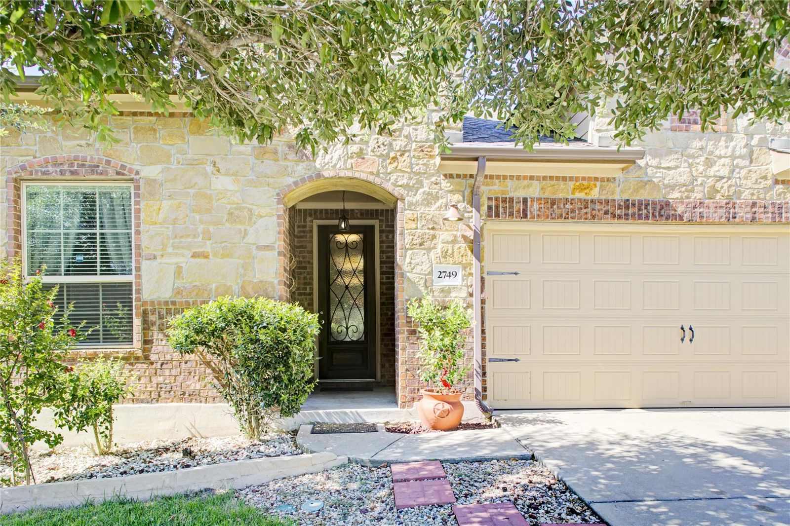 2749 Santa Ana LN - Photo 1