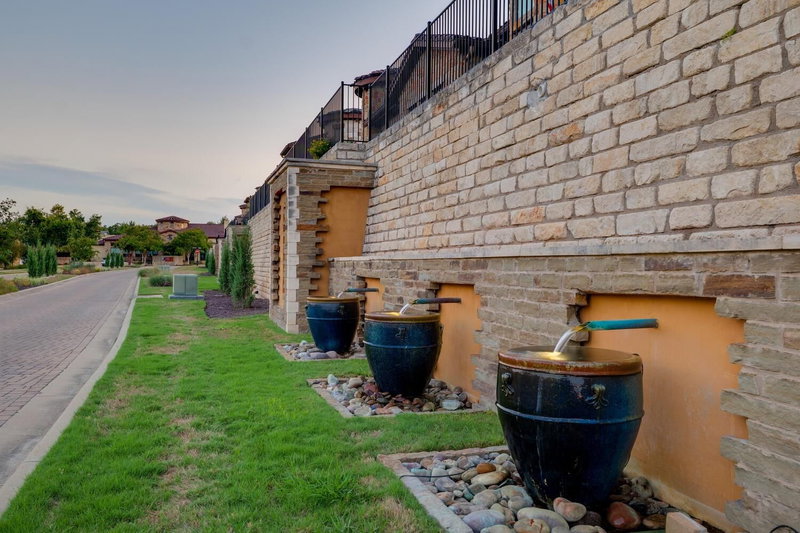 Property photo 34