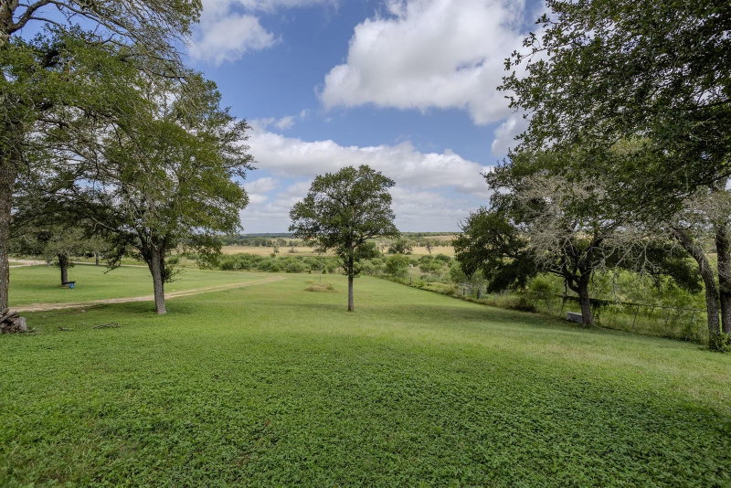 Property photo 38