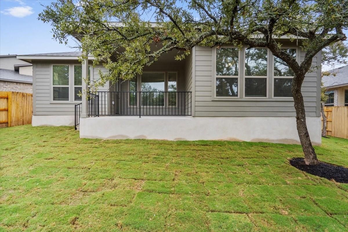 Photo 32