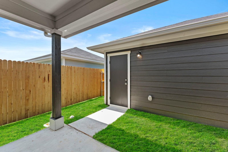 Property photo 24