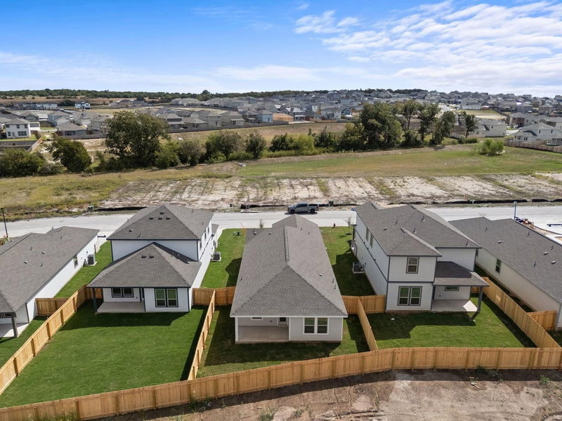 Property photo 28