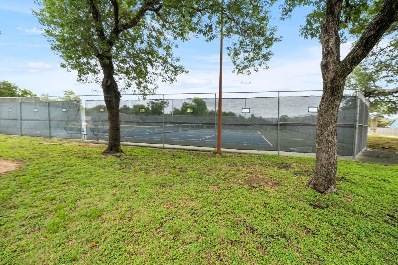 Property photo 32