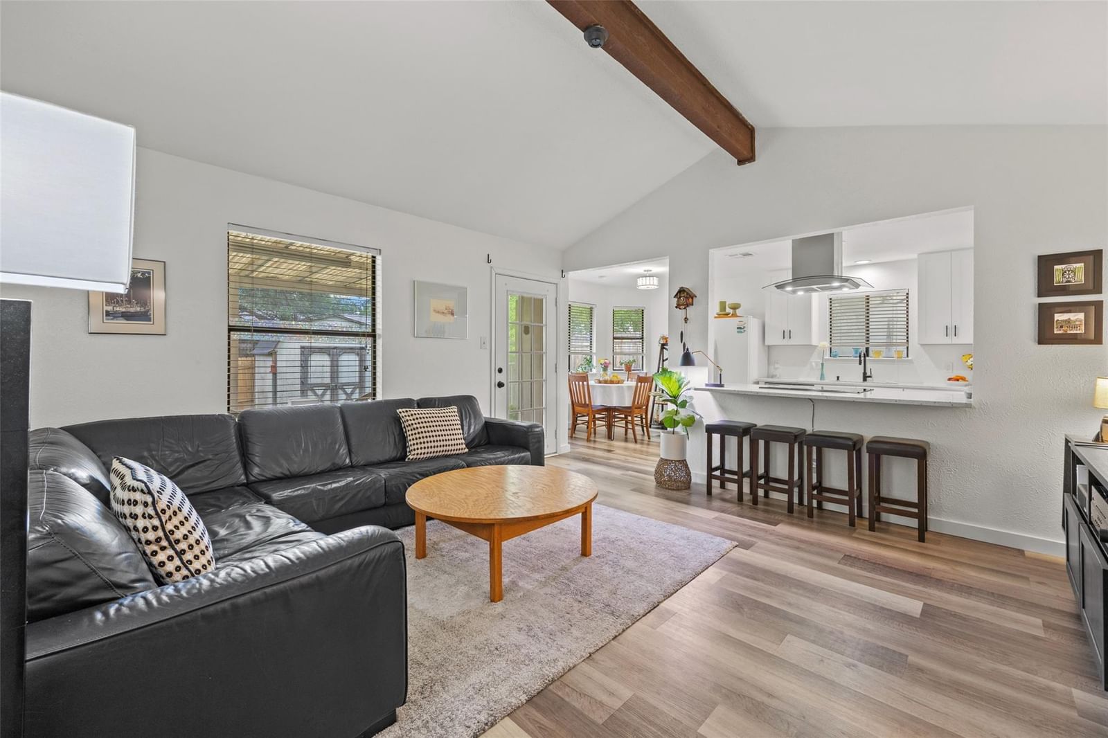 5506 Pleasant Valley RD - Photo 1