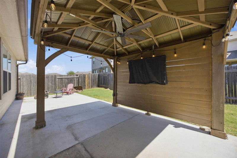 Property photo 33