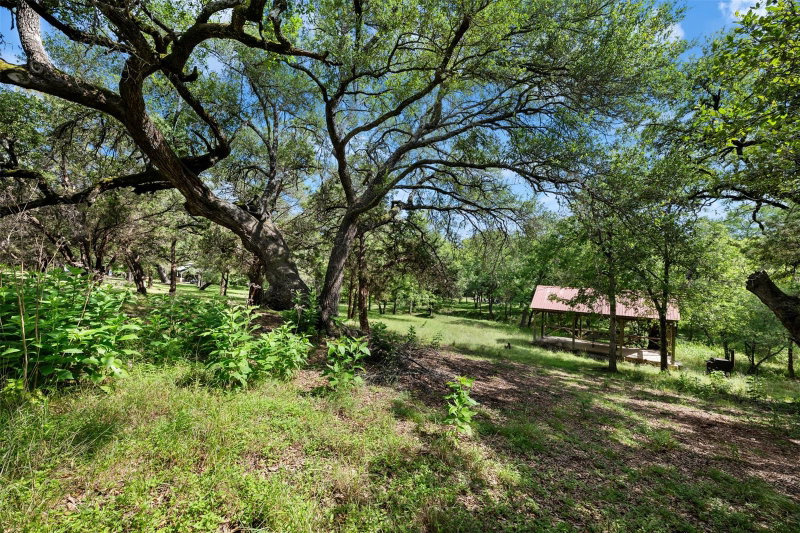 Property photo 28