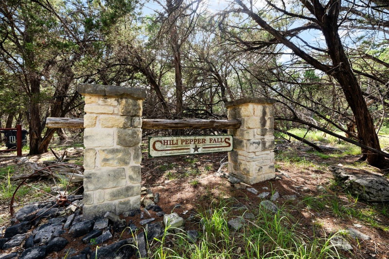 Property photo 36