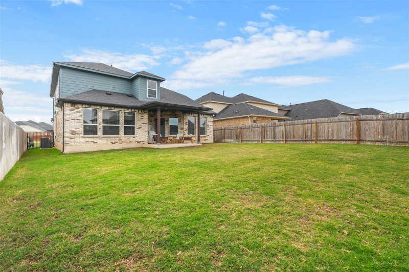 Property photo 32