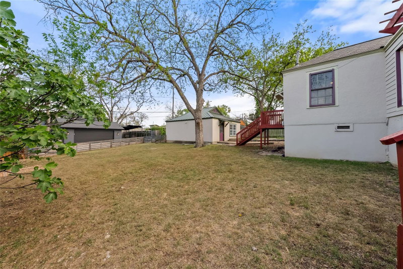 Property photo 24