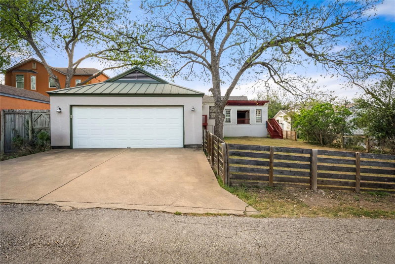Property photo 30