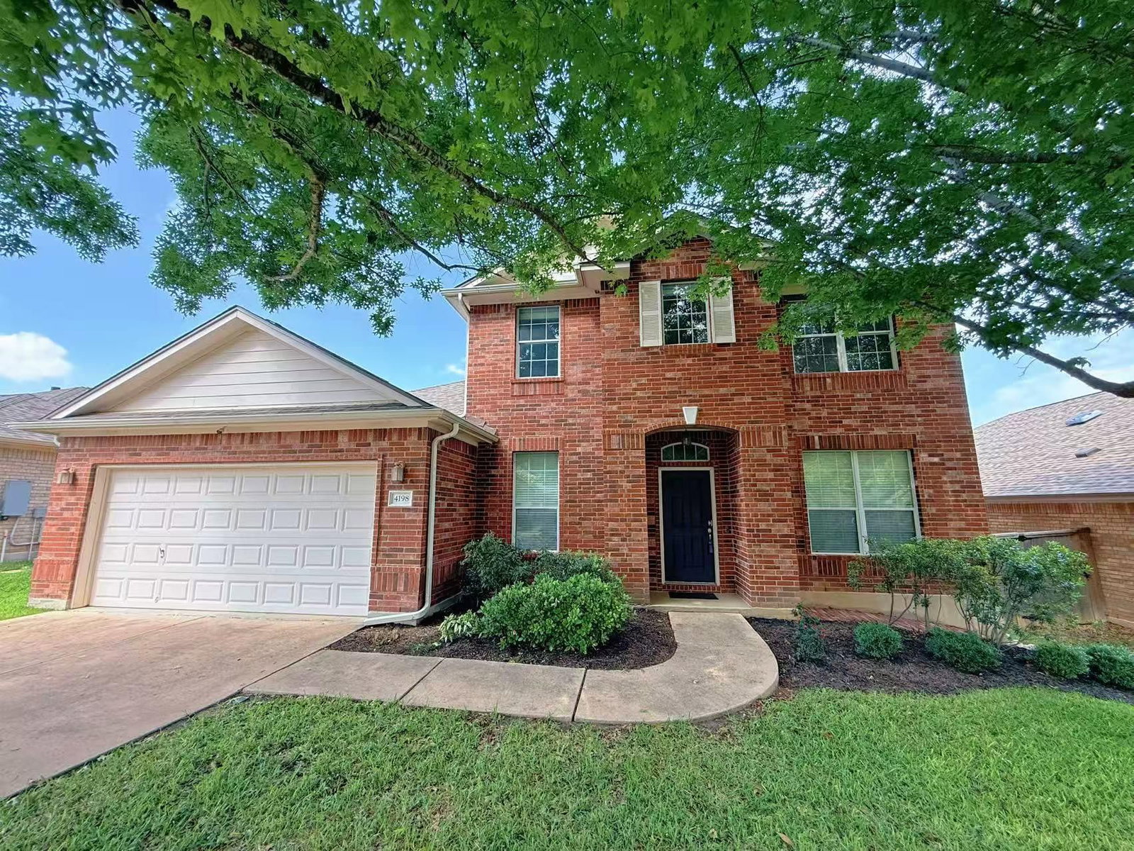 4198 Fairmeadow DR - Photo 1