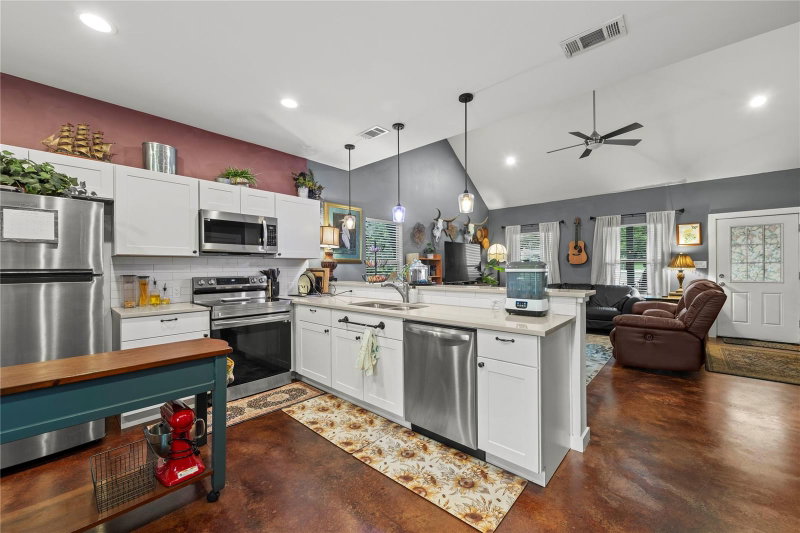 Property photo 25