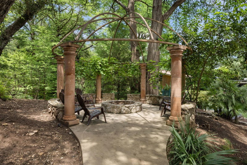 Property photo 34